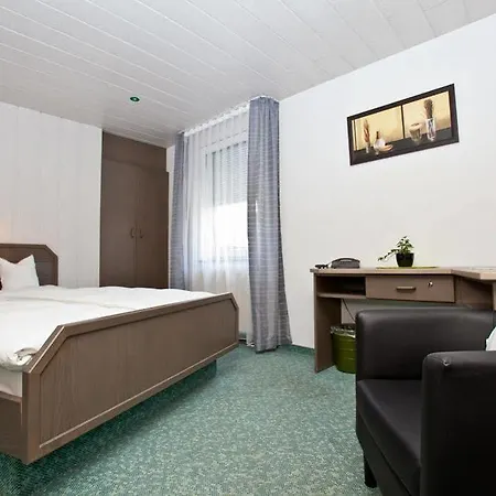 Hotel Gruner Baum Fellbach