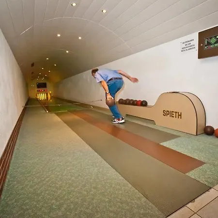 Otel Gruner Baum 2*