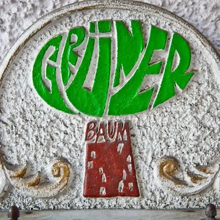 Gruner Baum 2* Fellbach